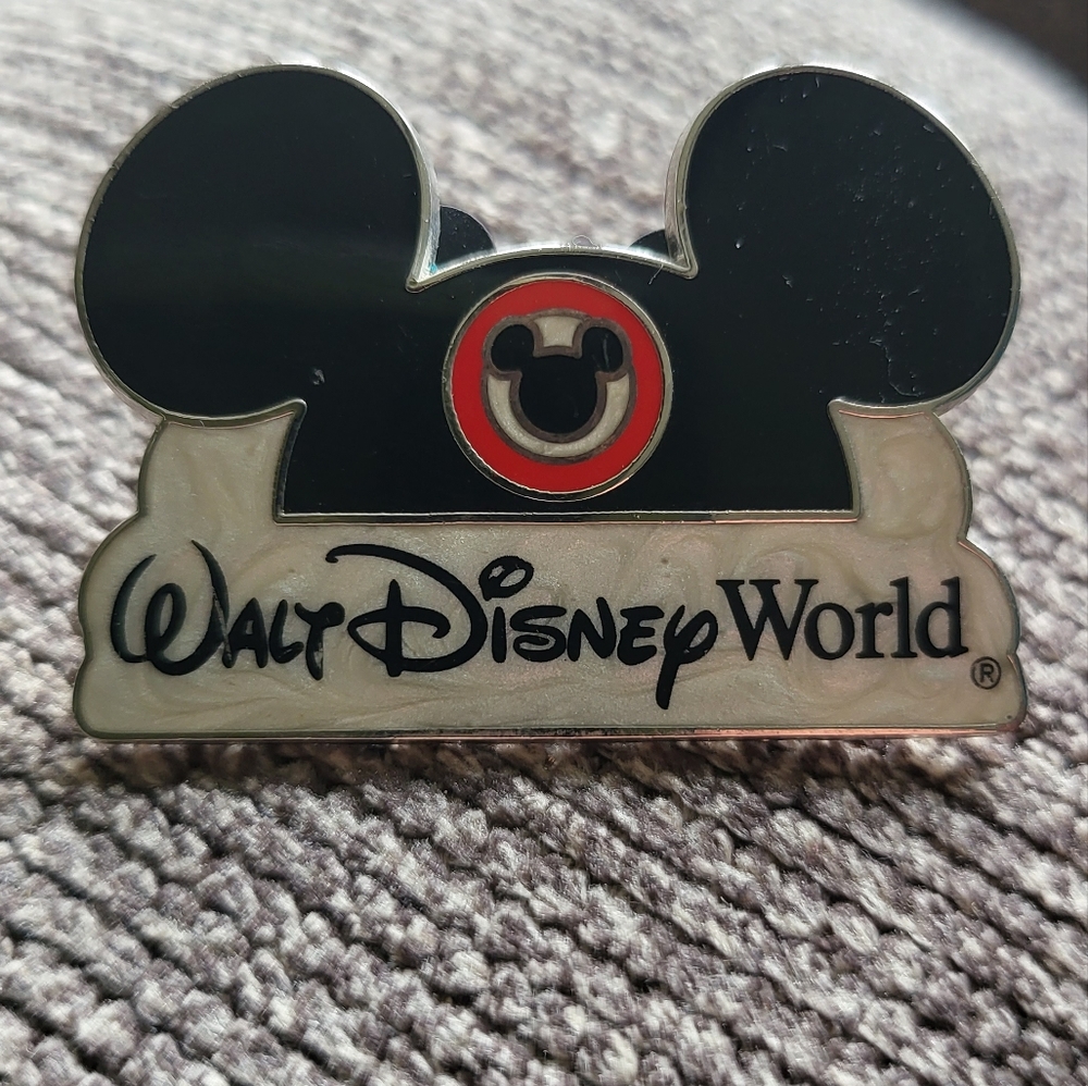 Walt Disney World Pin